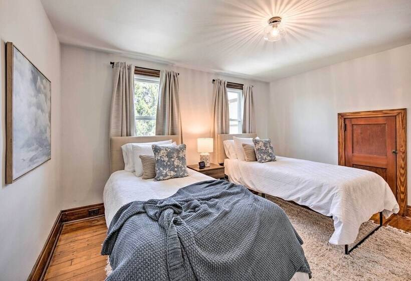 Bright & Sunny Abode, 2 Mi To Hersheypark!