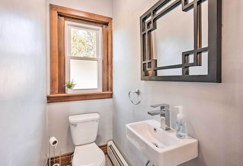 Bright & Sunny Abode, 2 Mi To Hersheypark!