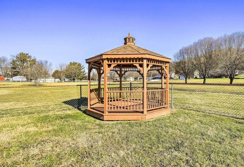 Bristol Home 3 Mi To State Street!