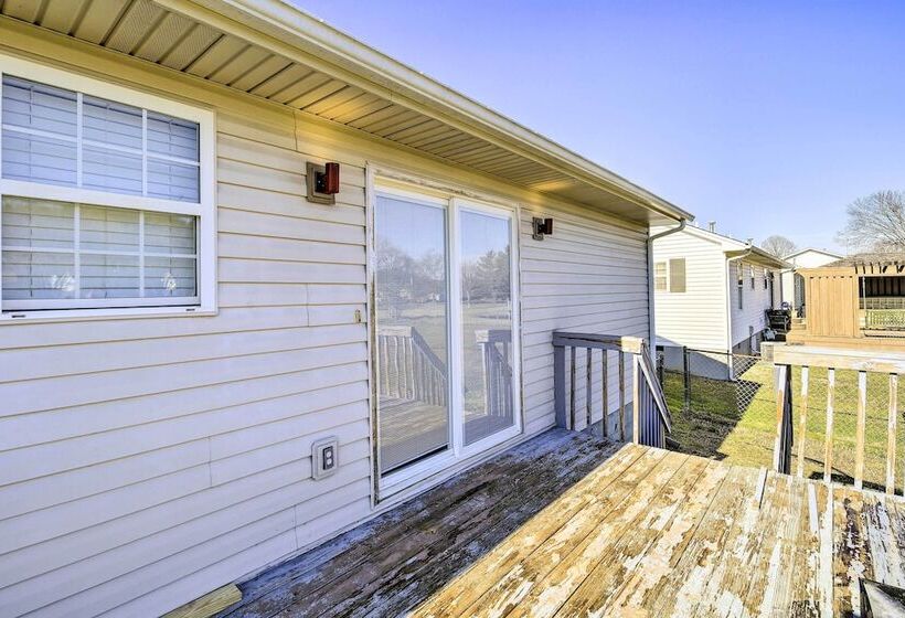 Bristol Home 3 Mi To State Street!