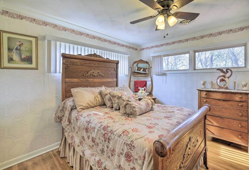 Bristol Retreat W/ Creek Access: 2 Mi To Dtwn