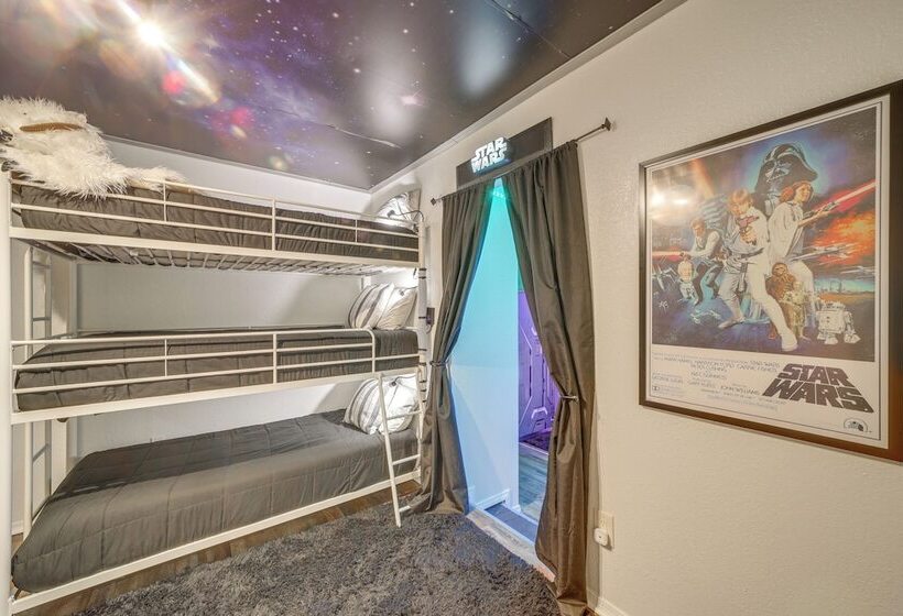 Broken Arrow Home: Family Friendly Amenities!