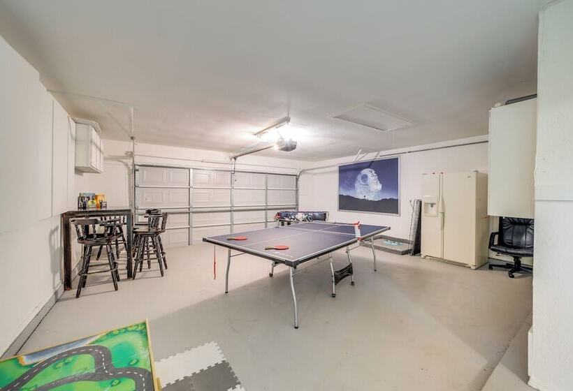 Broken Arrow Home: Family Friendly Amenities!