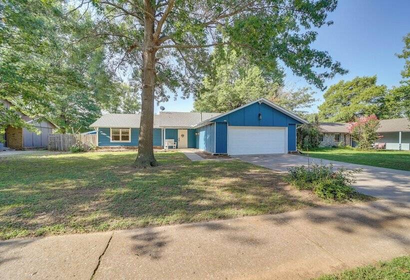 Broken Arrow Home: Family Friendly Amenities!