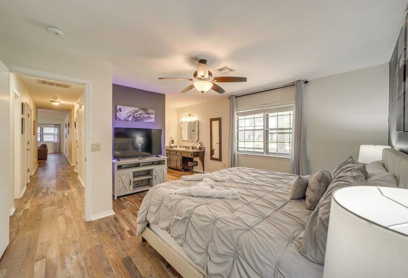 Broken Arrow Home: Family Friendly Amenities!