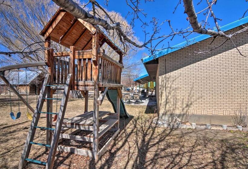 Bryce Canyon Area House W/ Mountain Views!