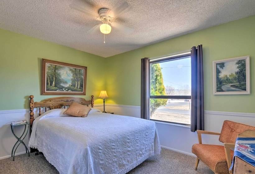 Bryce Canyon Area House W/ Mountain Views!