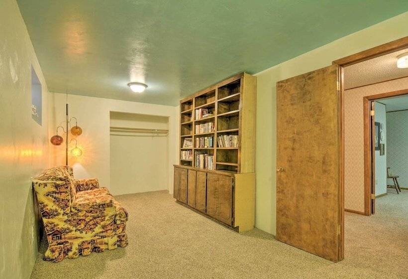 Bryce Canyon Area House W/ Mountain Views!