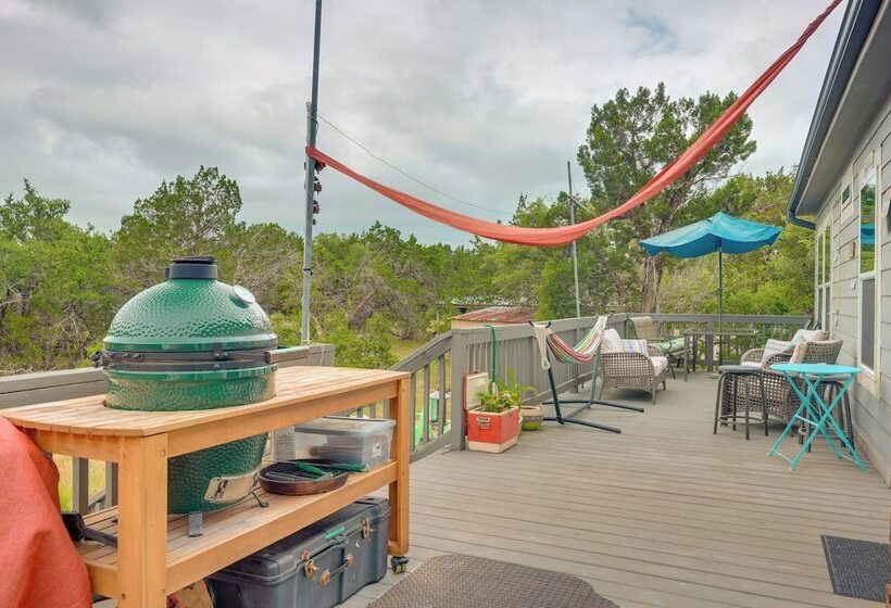 Canyon Lake Home W/ Spacious Deck & Backyard!