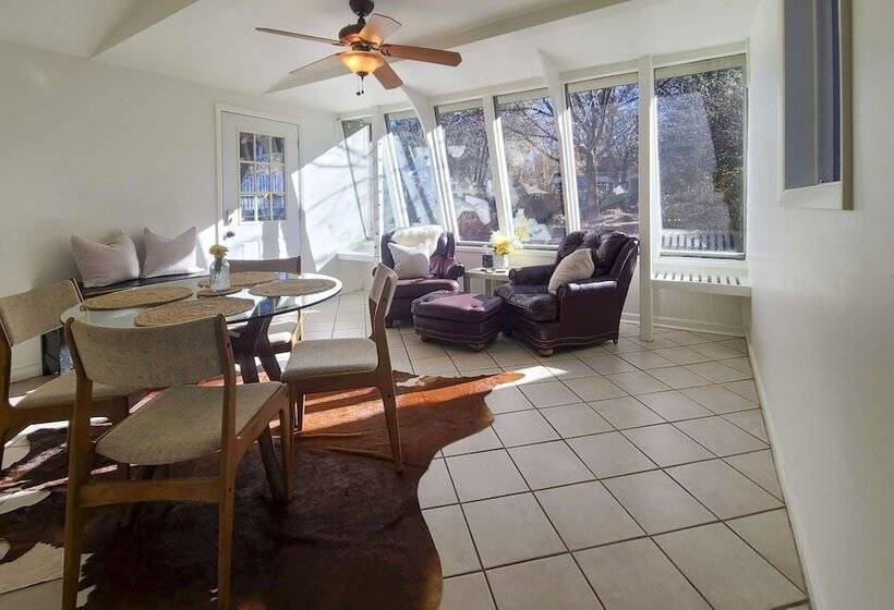 Cañon City Casa W/ Spacious, Private Yard!