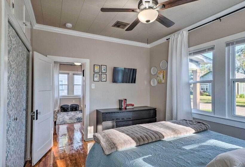 Central Cottage W/ Grill, 1 Mi To Cajun Field