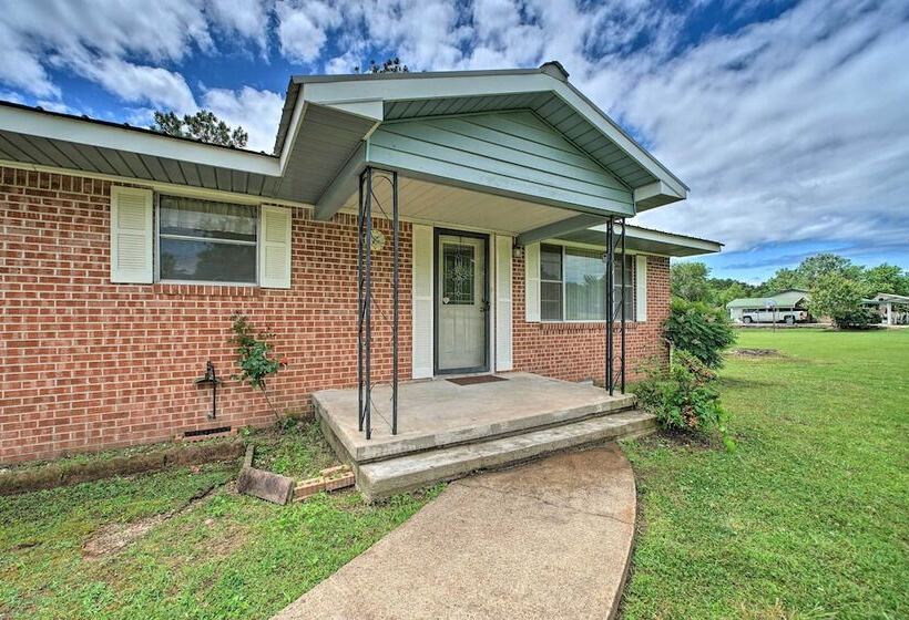 Charming Clayton Home ~ 4 Mi To Sardis Lake!