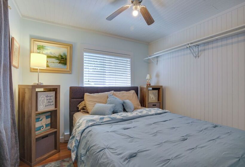 Charming Danbury Cottage W/ Lake Kenosia Access!