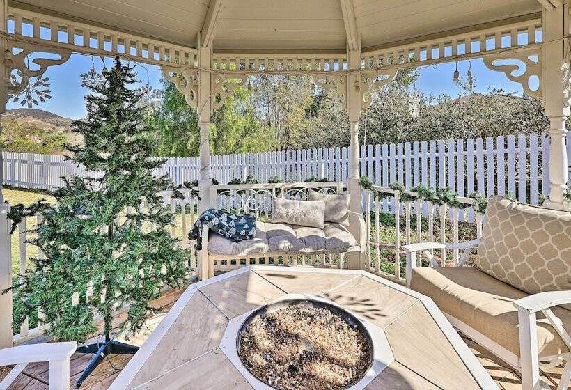 Fallbrook Home W/ Garden, Gazebo, & Fire Pit!