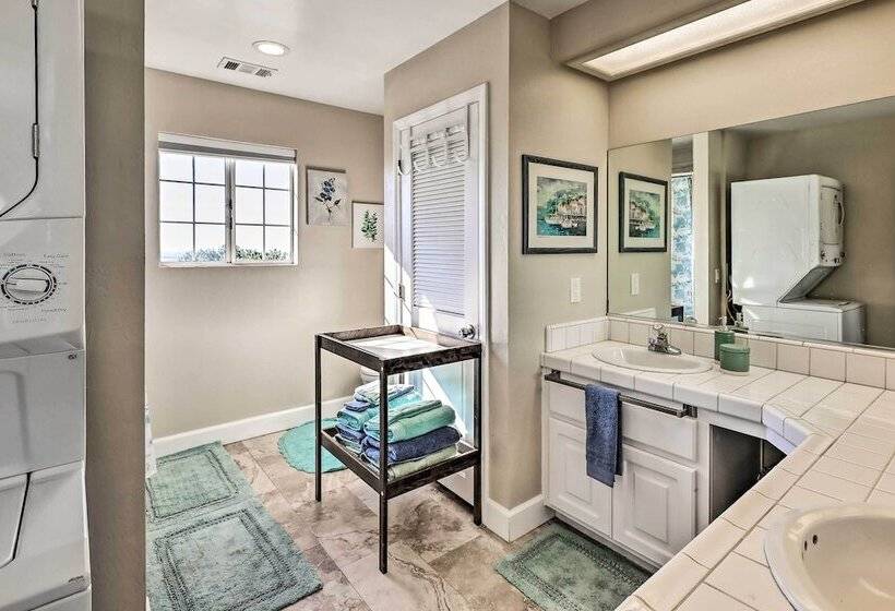 Fallbrook Home W/ Garden, Gazebo, & Fire Pit!