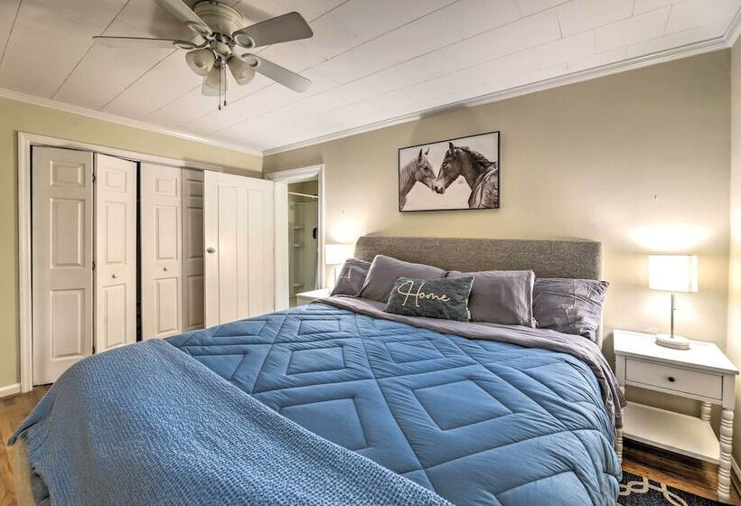 Charming Harkers Island Home   Fish & Boat!