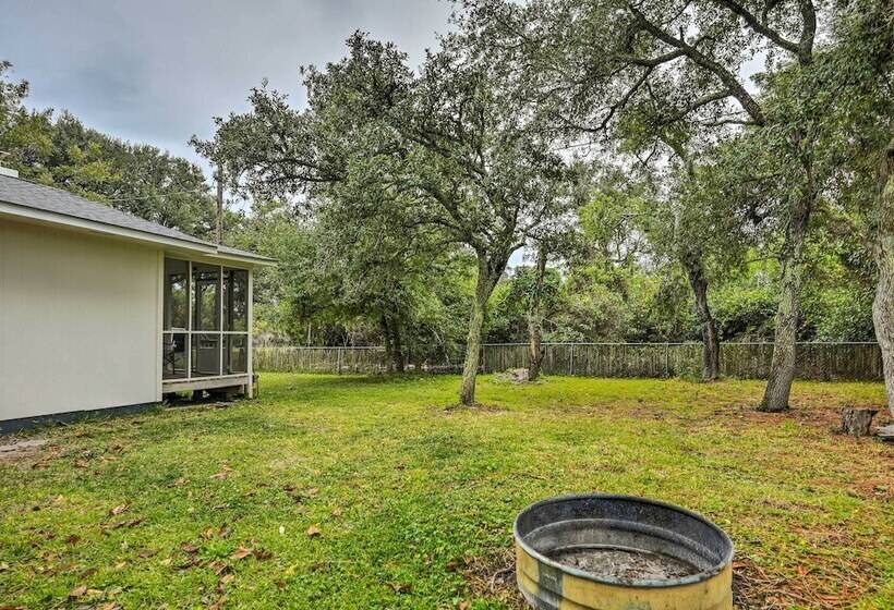 Charming Harkers Island Home   Fish & Boat!