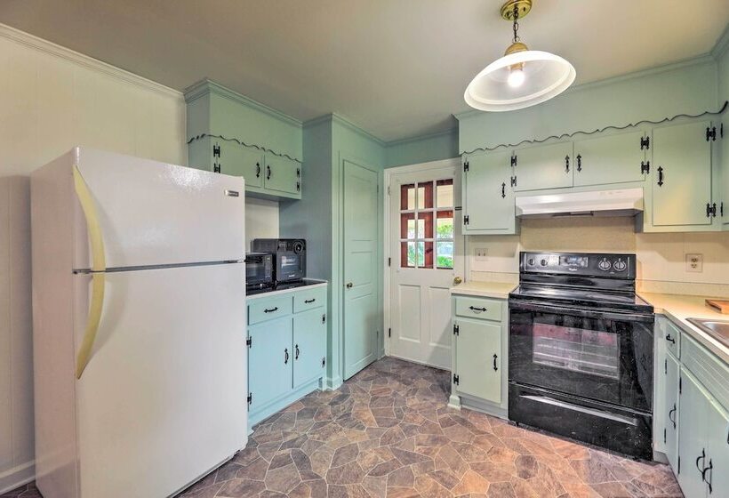 Charming Harkers Island Home   Fish & Boat!