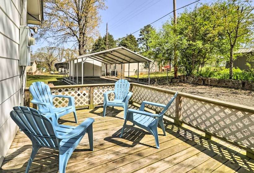 Charming Home W/ Porch: Walk To Greers Ferry Lake!