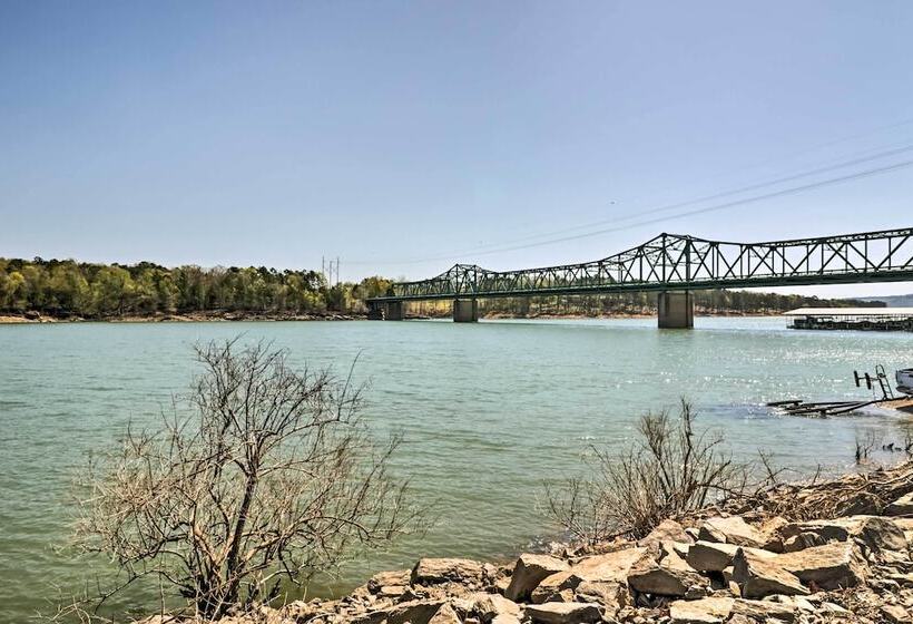 Charming Home W/ Porch: Walk To Greers Ferry Lake!