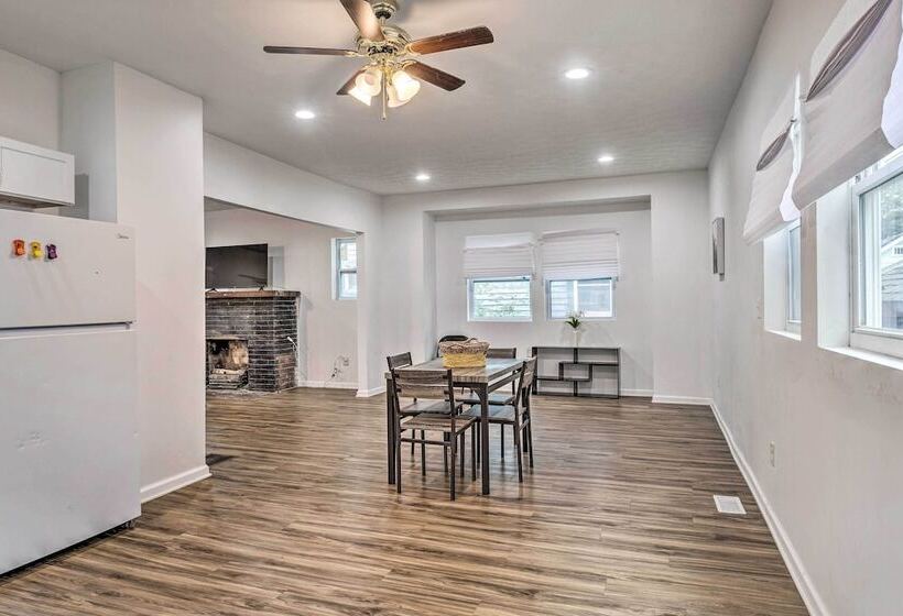 Charming Indianapolis Home ~ 4 Mi To Dtwn!