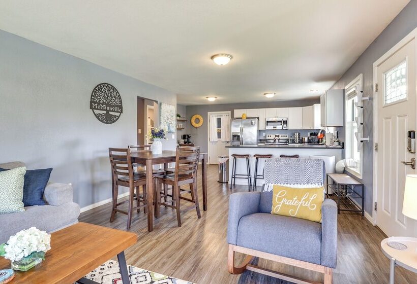 Charming Mcminnville Home   Walk To Wineries!