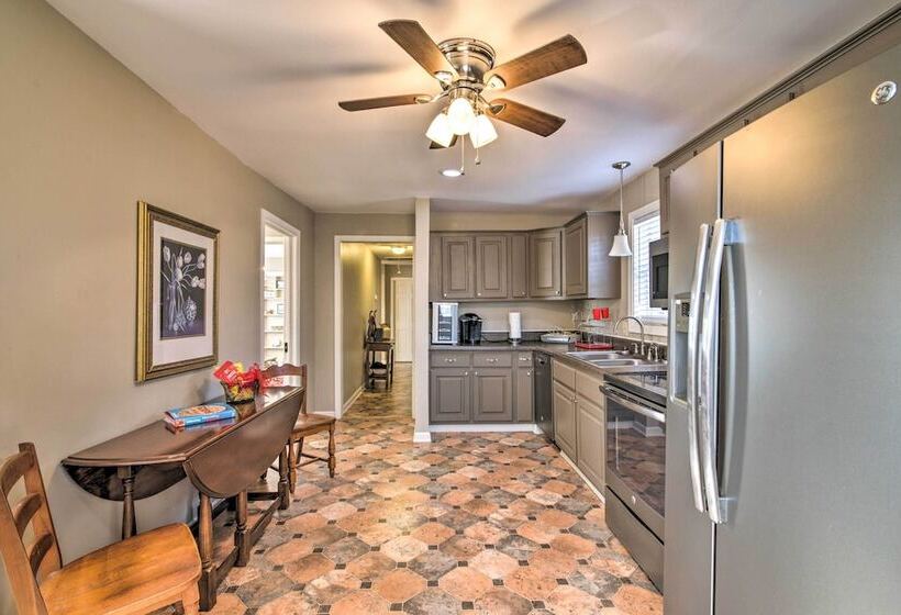 Charming Oxford Home ~ 7 Mi To Ole Miss!