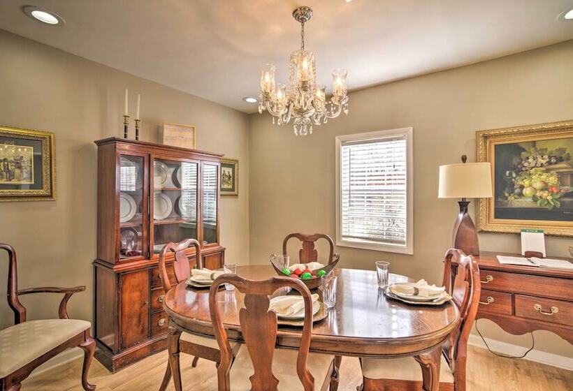 Charming Oxford Home ~ 7 Mi To Ole Miss!