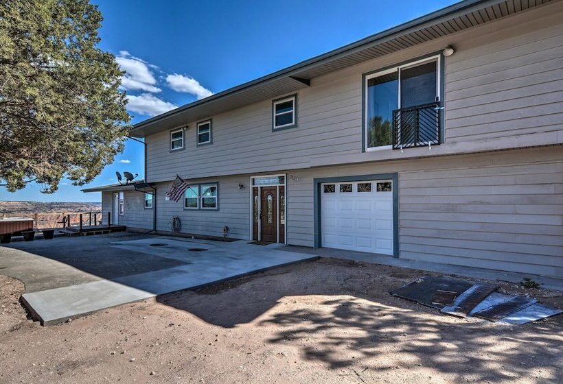 Charming Texas Home W/ Stunning Canyon Views!