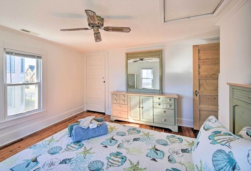Chincoteague House W/ Enclosed Porch + Deck