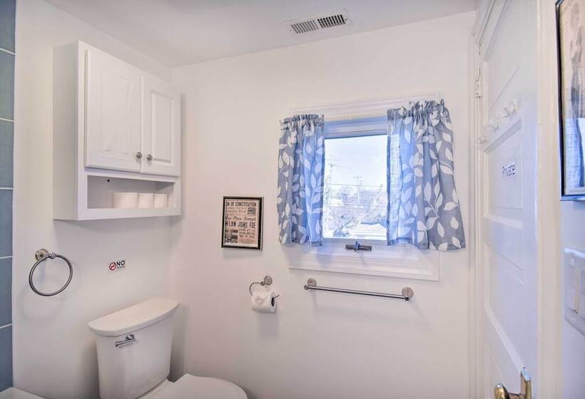 Chincoteague House W/ Enclosed Porch + Deck