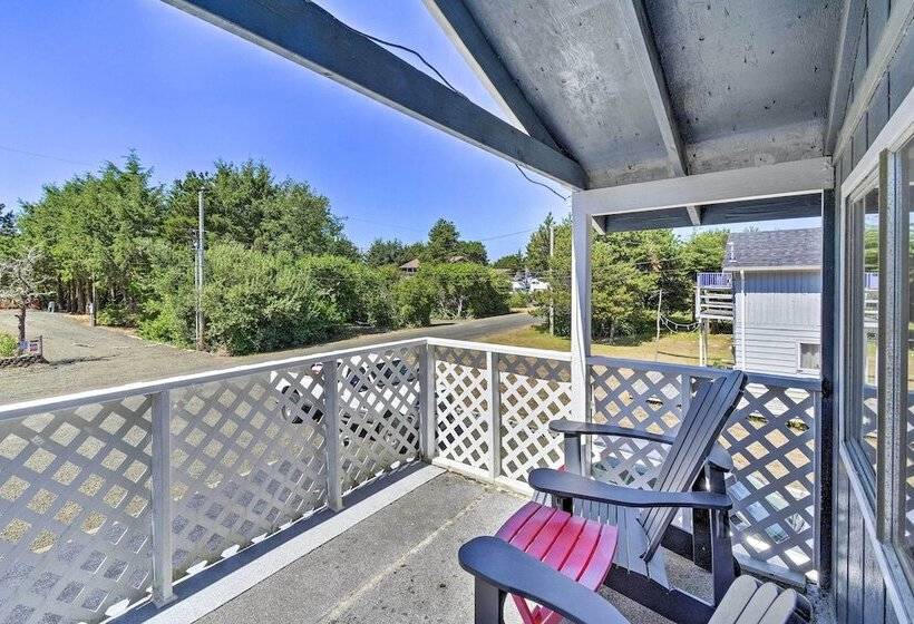 Coastal Pnw Gem W/ Hot Tub   Walk To Beach!