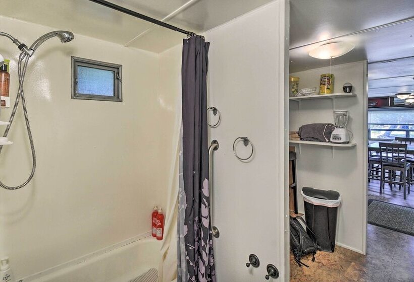 Coastal Pnw Gem W/ Hot Tub   Walk To Beach!