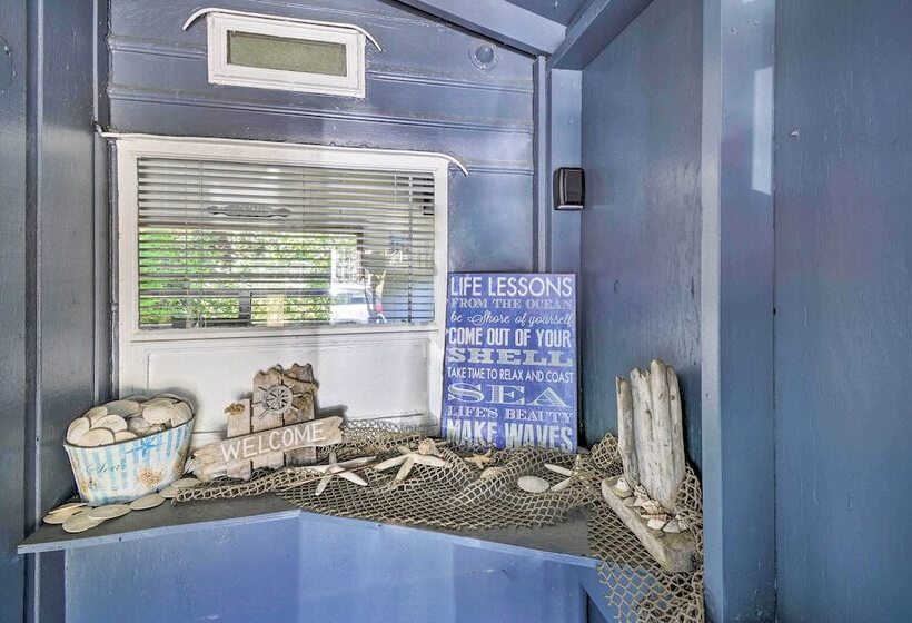 Coastal Pnw Gem W/ Hot Tub   Walk To Beach!