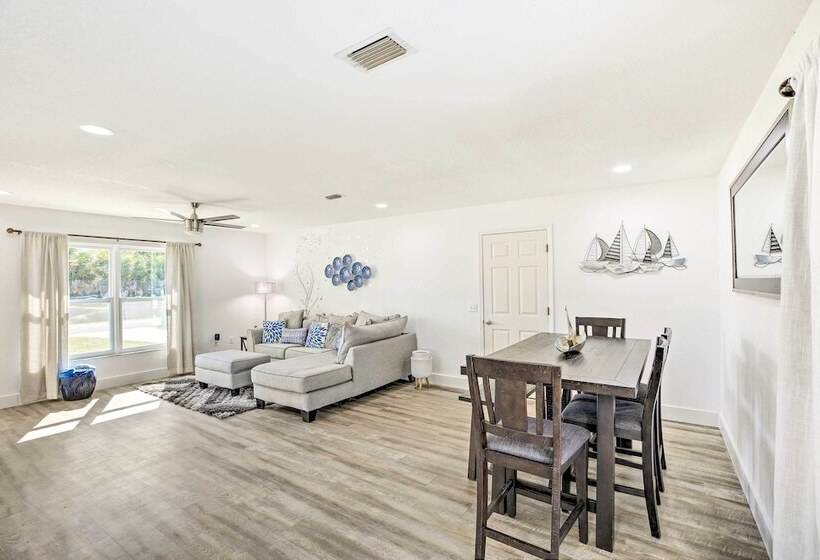 Coastal Port Charlotte Gem W/ Private Pool!