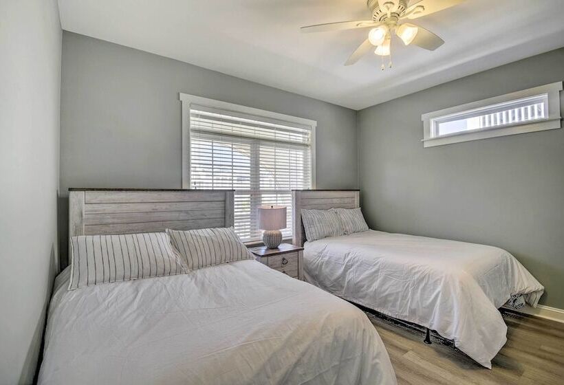 Coastal Retreat W/ Double Deck & Ocean Views!