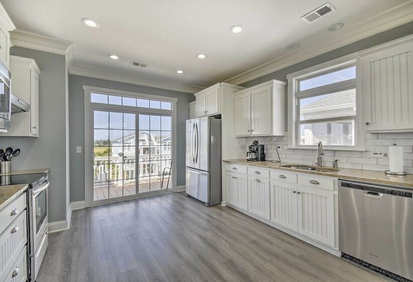 Coastal Retreat W/ Double Deck & Ocean Views!