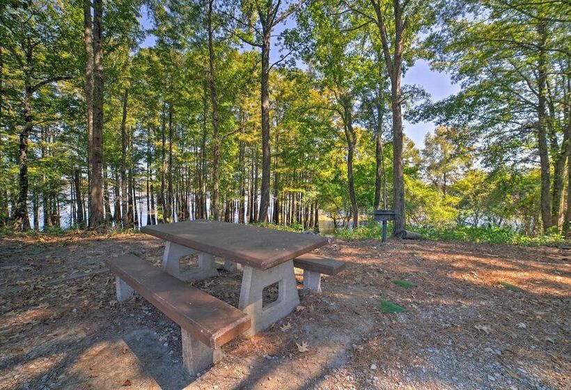 Coffeeville Cabin W/deck ~7 Mi. To Grenada Lk