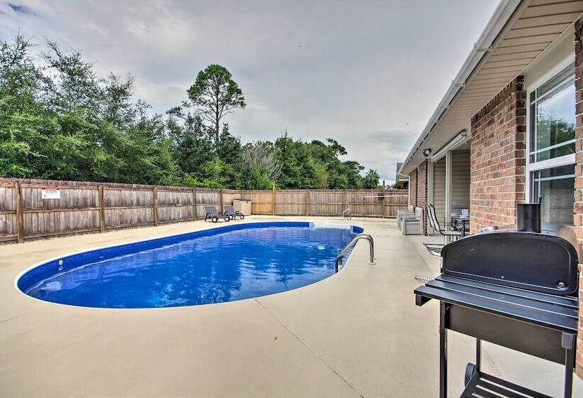 Comfortable Pensacola Home W/ Private Pool!