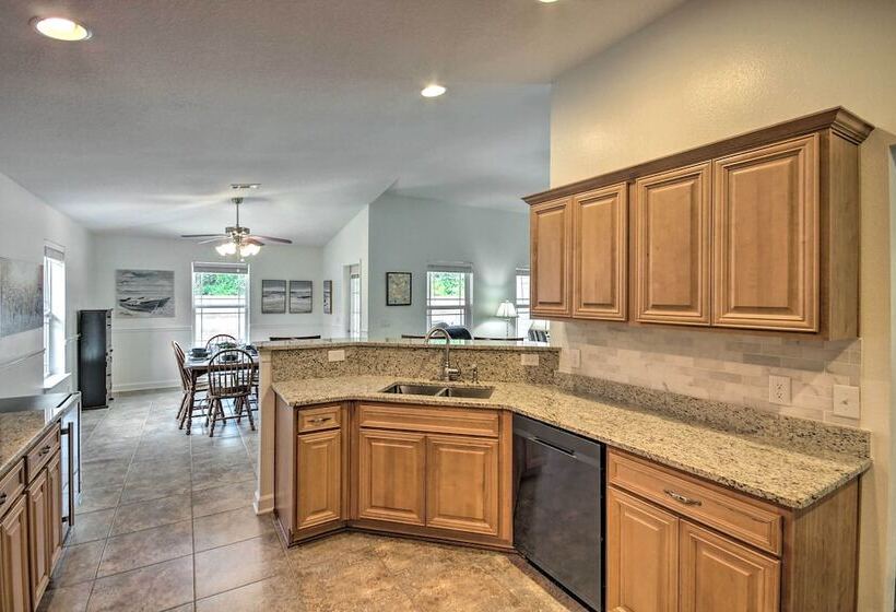 Comfortable Pensacola Home W/ Private Pool!