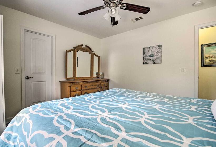 Comfortable Pensacola Home W/ Private Pool!