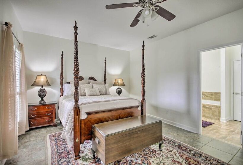 Comfortable Pensacola Home W/ Private Pool!