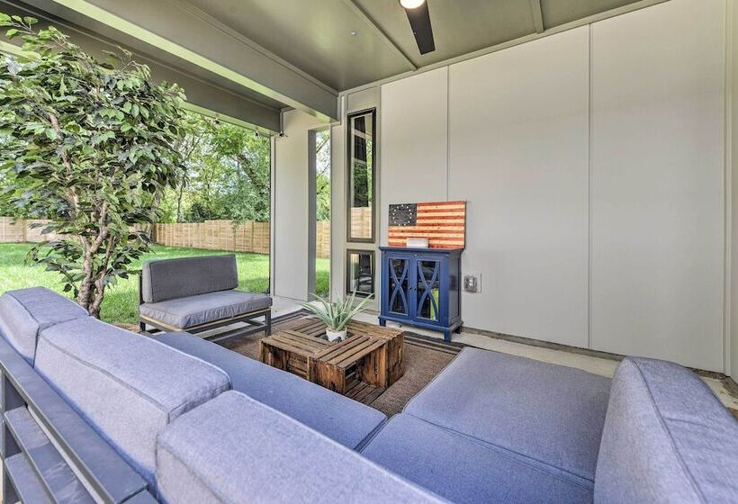 Modern Raleigh Home W/ Patio ~ 2 Mi To Downtown!