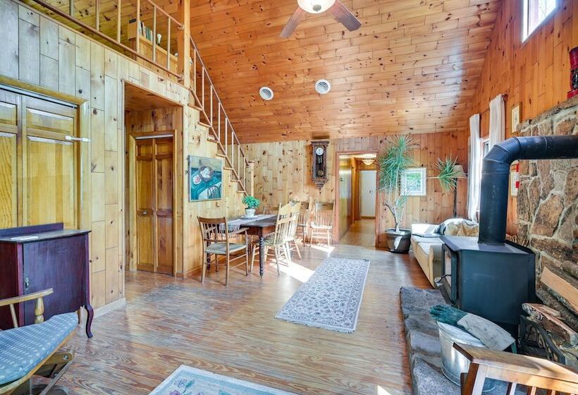 Cozy Appalachian Getaway: 5 Mi To Prospect Peak!