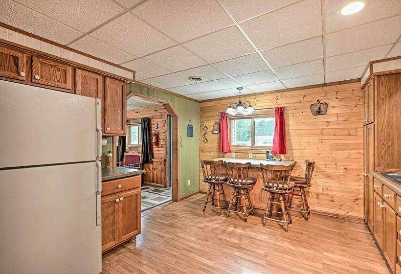 Cozy Arkdale Home W/ Fire Pit, Walk To Lake!