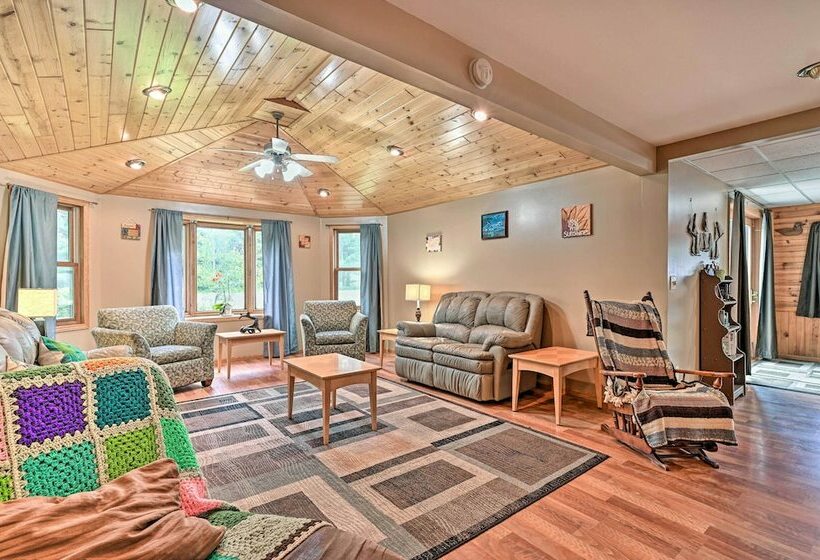 Cozy Arkdale Home W/ Fire Pit, Walk To Lake!