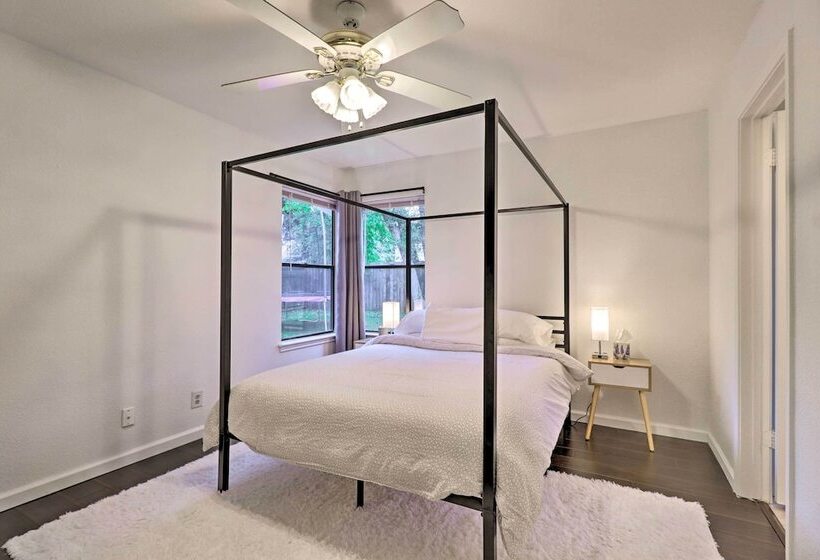 Cozy Austin Area Home W/ Yard, 20 Mi To Dtwn!