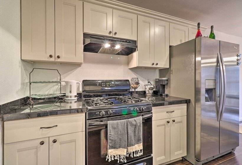 Cozy Austin Area Home W/ Yard, 20 Mi To Dtwn!