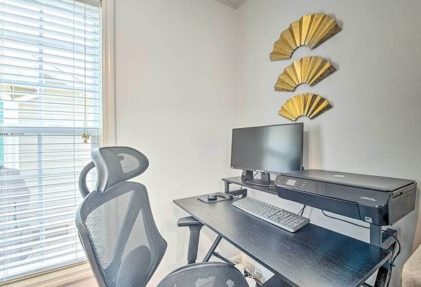 Cozy Bryson City Home W/ Fire Pit & Mtn Views!