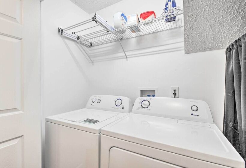 Cozy Bryson City Home W/ Fire Pit & Mtn Views!